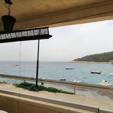 Milna, Hvar Buratovic Apartment